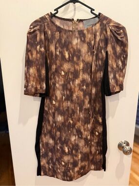Scanlan Theodore Brown Tie-Dye Shift with Black Side Panels Aus size 10 (US 6)